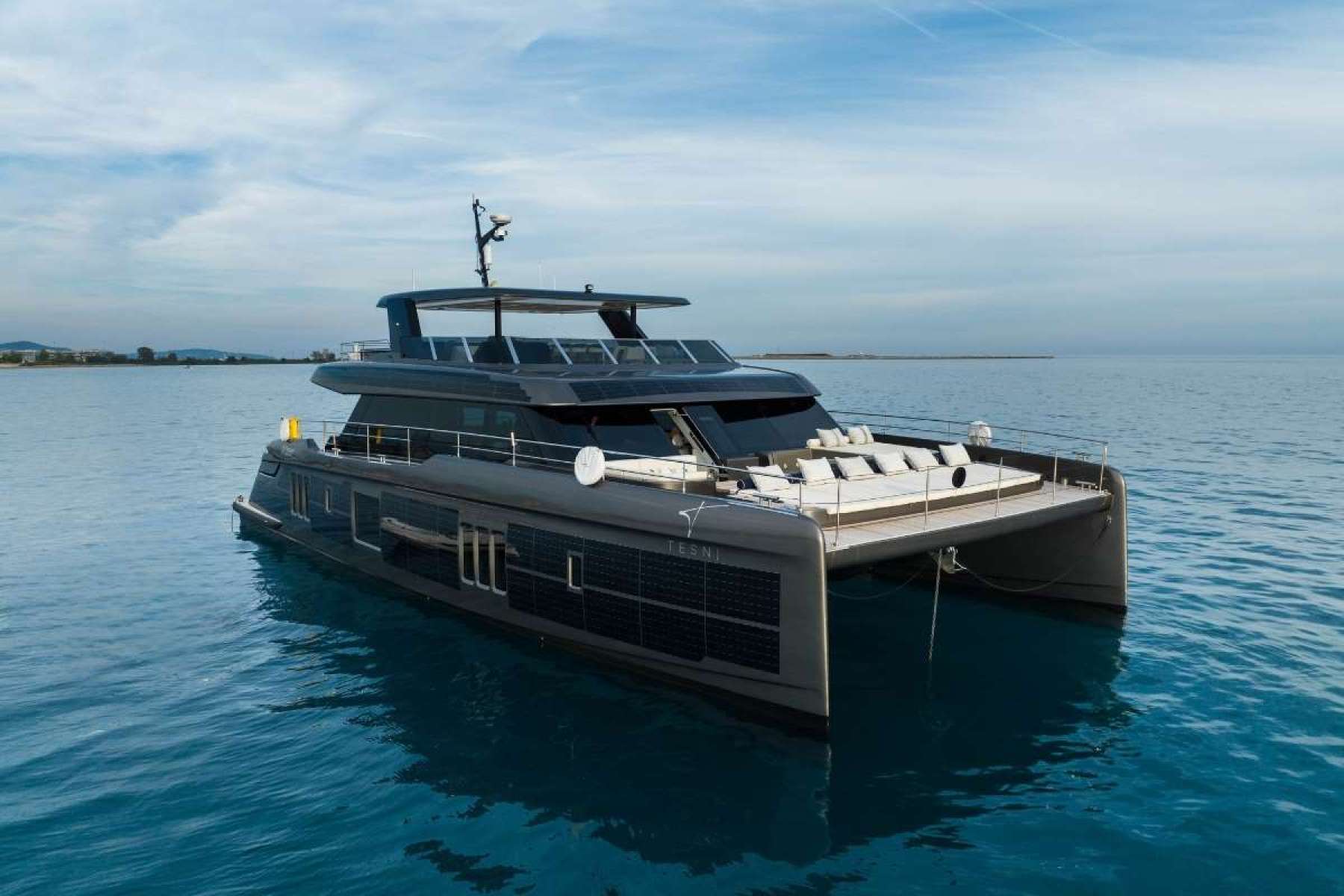 Main image of TESNI yacht