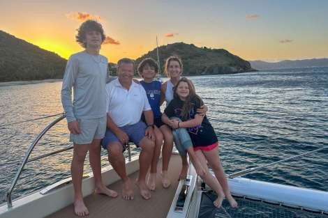 Review img # 38 of the yacht AEOLUS 77