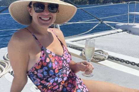 Review img # 84 of the yacht EARNOUT