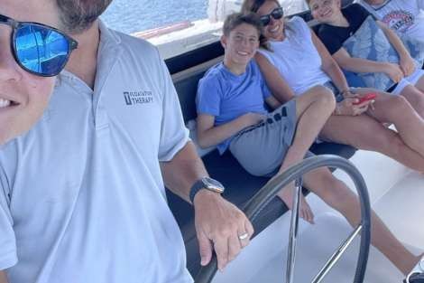 Review img # 85 of the yacht EARNOUT