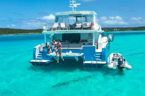 Review img # 33 of the yacht EARNOUT