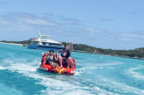 Review img # 29 of the yacht EARNOUT