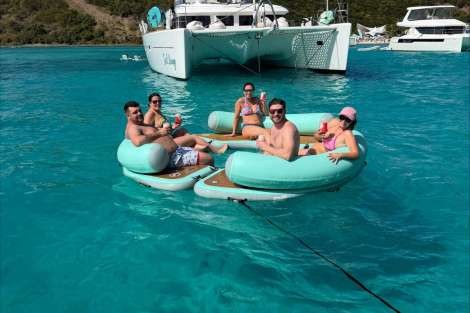 Review img # 10 of the yacht EARNOUT