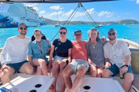 Review img # 11 of the yacht ITHAKA