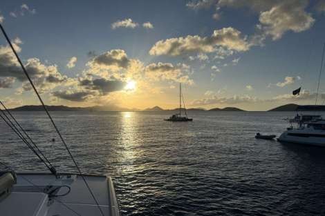 Review img # 5 of the yacht ITHAKA