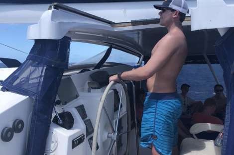 Review img # 12 of the yacht Lady Marigot