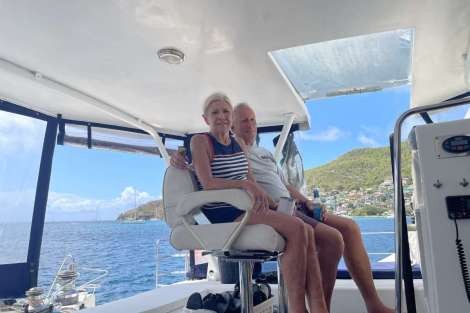 Review img # 9 of the yacht Lady Marigot