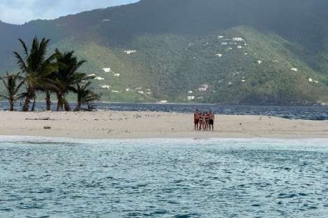 Review img # 12 of the yacht OHANA