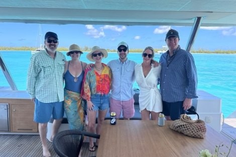 Review img # 4 of the yacht OHANA