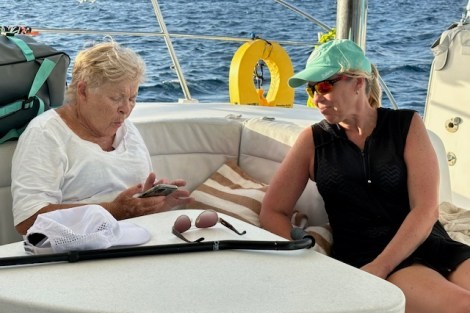 Review img # 111 of the yacht SUN GODDESS