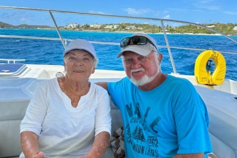 Review img # 112 of the yacht SUN GODDESS