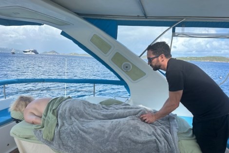 Review img # 52 of the yacht SUN GODDESS