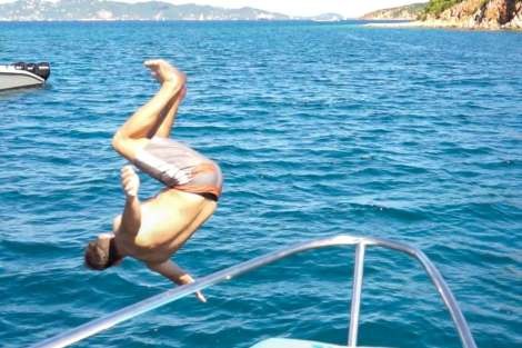 Review img # 20 of the yacht SUN GODDESS