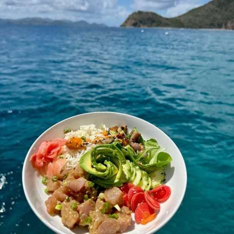 Food onboard Walk&rsquo;n on Sunshine # 3
